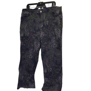 Gloria Vanderbilt Amanda Jeans Slimming Black Floral Stencil 18W